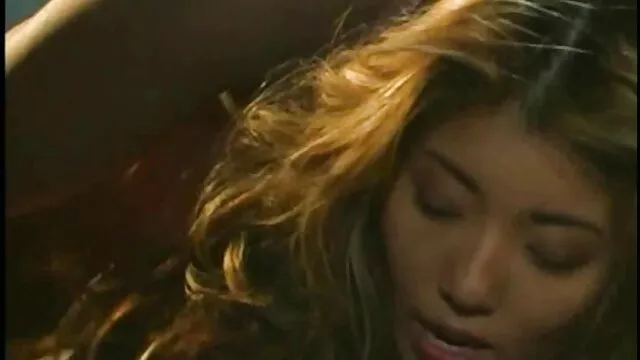 To give her friend a Christmas present, the busty beauty decides to rent out her apartment to tourists at a reduced price in order to quickly save up, but one day a man moves in to her who offered her porno omo sexuel much more money, but on one condition that he watches her take a shower and then the intrigued bitch gives he is much more than a simple striptease and his thick penis is in her tight hole