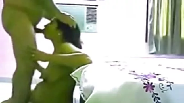 Lying on the couch, a blonde girl sexuel porno with a big ass zealously masturbated her anus and had an orgasm, and a little later she gave herself to be fucked in the same hole by her boyfriend