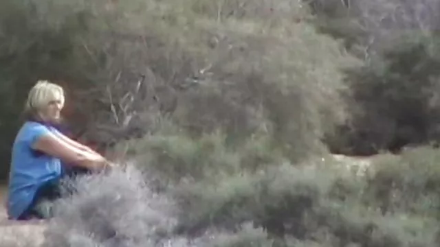 Tattooed whore jerks off video porno sexuel and sucks dick in throat, hard deepthroat blowjob and cock in mouth