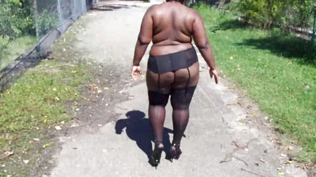 A thin baby decided to hide from a big penis in the trash can in the kitchen, but a wet and dense pink porno sexiel pussy can be seen from afar