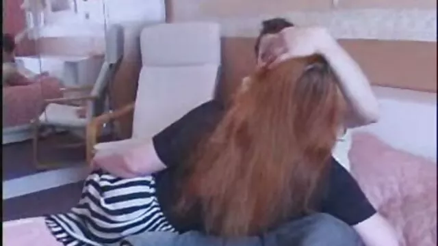 Redhead girl grabbed prono rapport sexuel a long orgasm from home masturbation