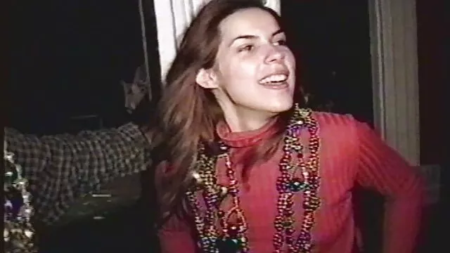 Three boys video de massage sexuel hard and sparingly flog a young slut