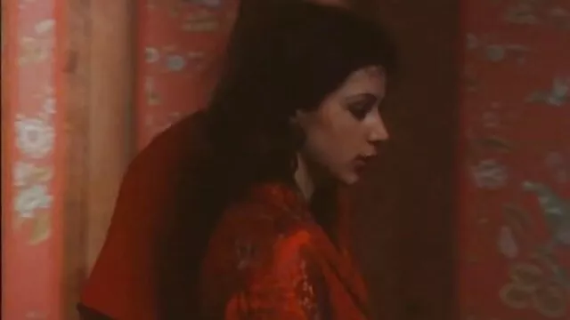 Valentina Nappi dressed like her favorite heroine from the anime series and came to show the outfit to porno homo sexuel her boyfriend who was lying naked on the bed and jerking off his dick, he appreciated the suit and asked the baby to suck him off, but when she gave him a blowjob, she could not stop and climbed onto the dick riding