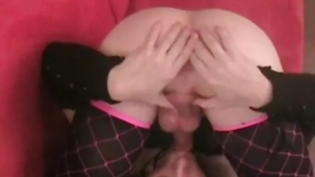 Porn xxx rapport sexuel star loves costume orgies